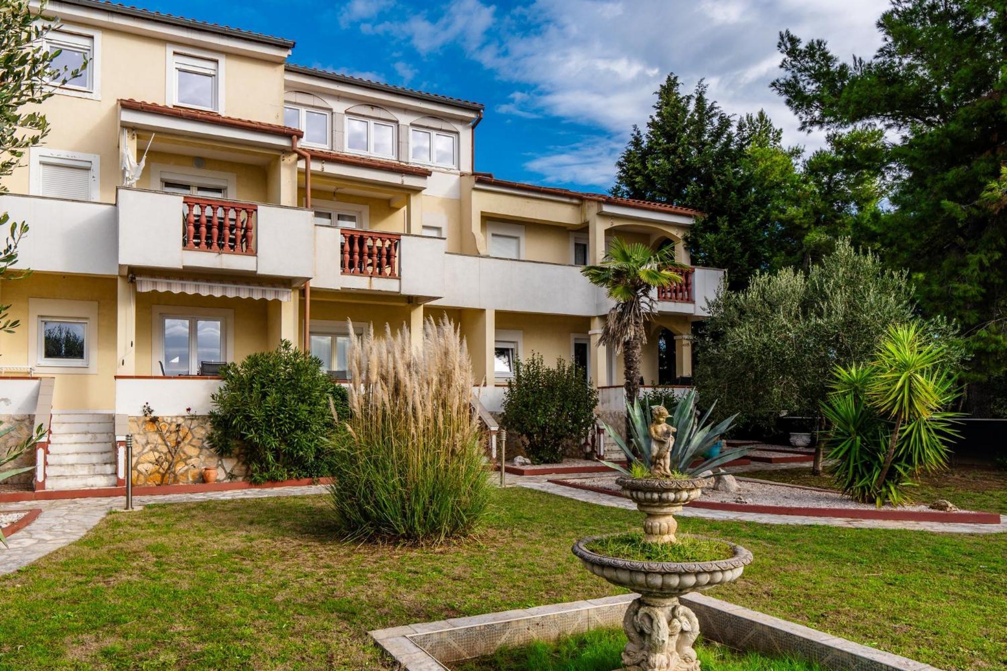 ויר Apartments Strand מראה חיצוני תמונה