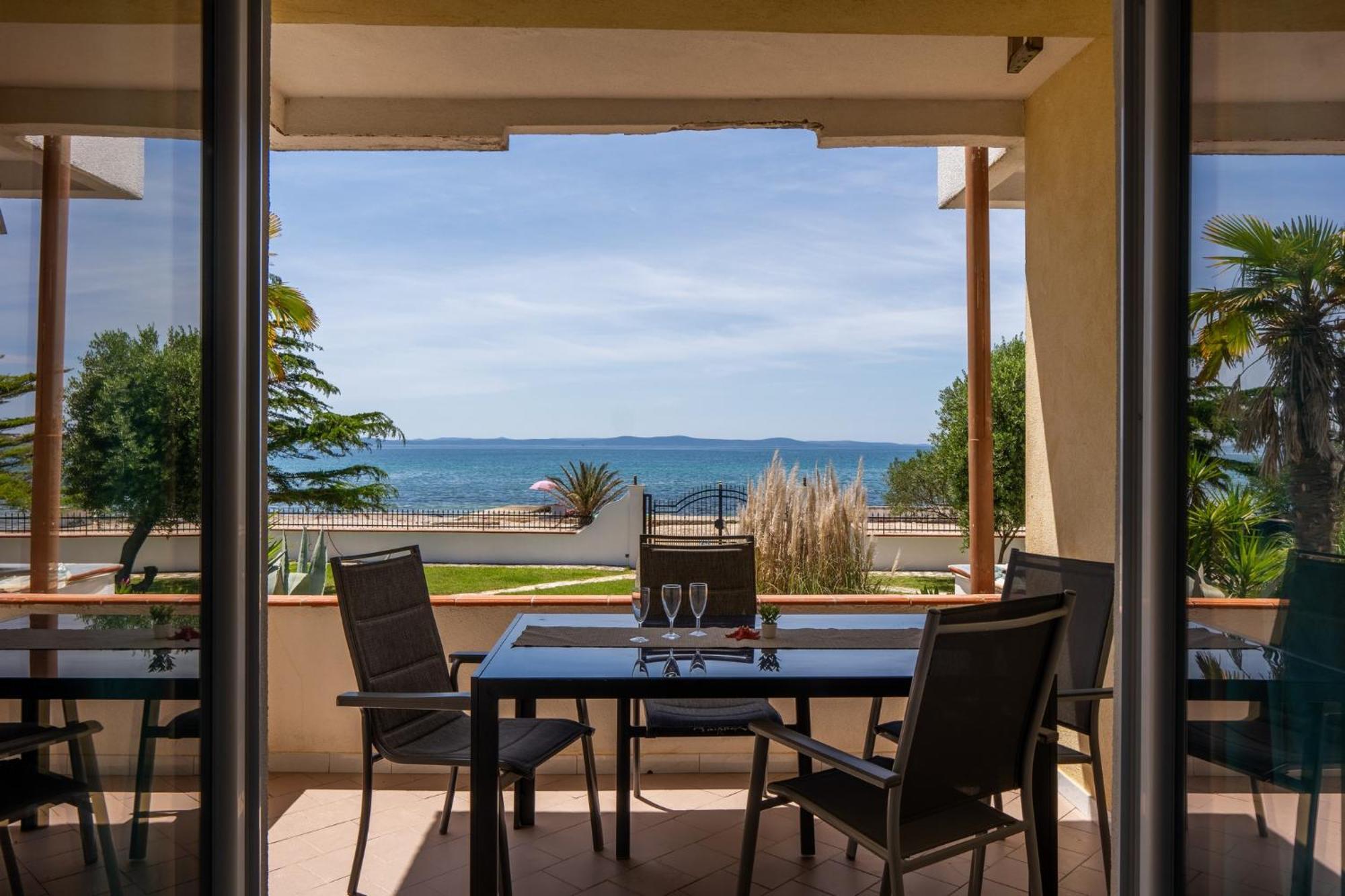 ויר Apartments Strand מראה חיצוני תמונה